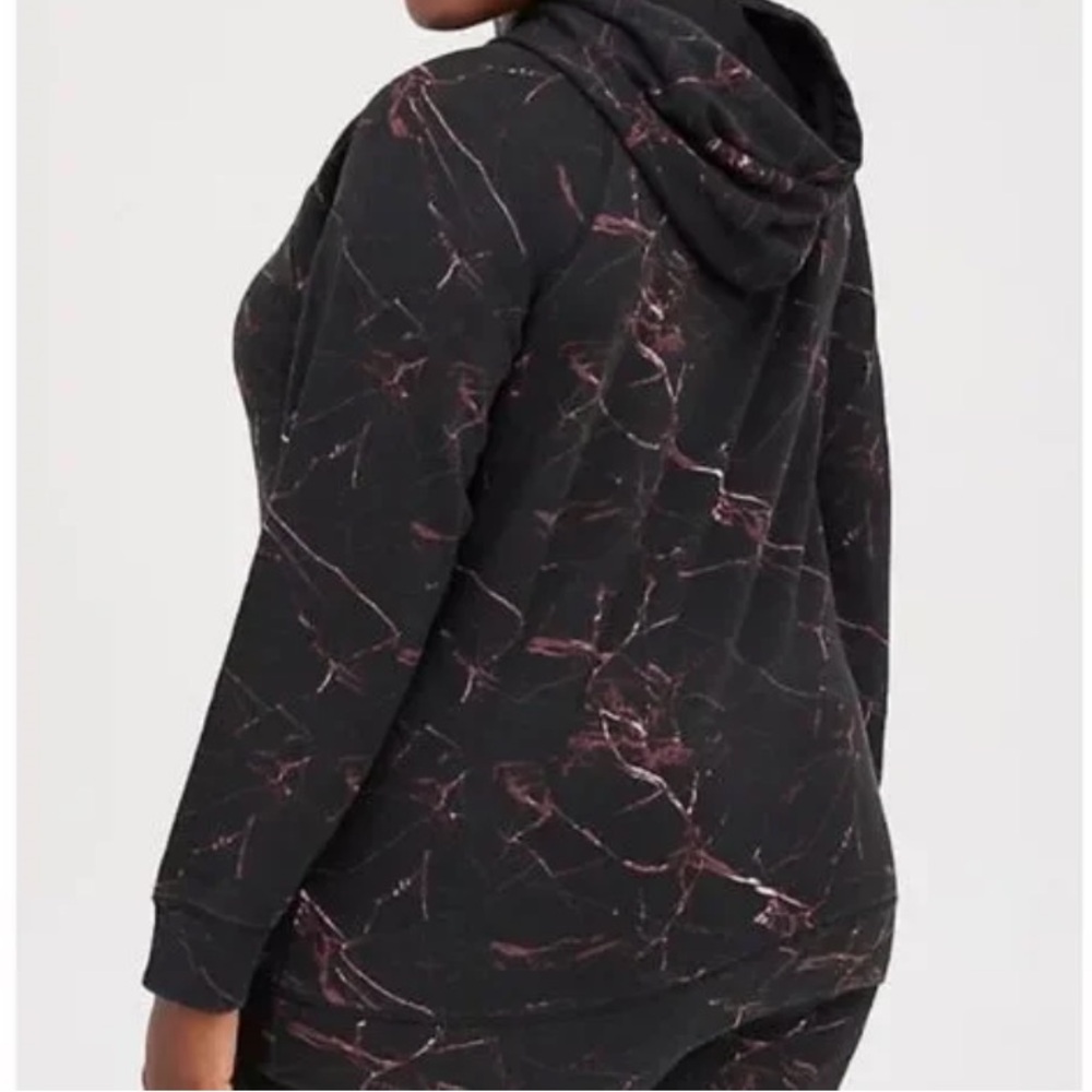 Torrid Everyday Fleece Black and Maroon Marble Active Hoodie Size 3 (22/24) - Picture 8 of 15